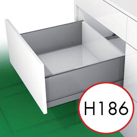 High Drawer H186 Slim, closed drawer side with high stability up to a front height of 780 mm